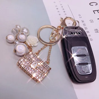Creative Diamant Cu Margele De Sticla De Parfum Breloc De Sex Feminin Coreeană Accesorii Auto Accesorii Geanta Cadou Pandantiv 11548