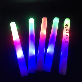 Bastoane strălucire 100buc LED stick Spuma Stick Pentru Petrecerea de Nunta Concert Băț Bucurie 3 Lumina Intermitent cu 3 baterii Nu Logo-ul