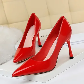 2019 Fierbinte Vinde Clasic Femei Pantofi pantofi roșii femeie partid negru plus dimensiune tocuri Ascuțite Superficial gura de piele de Brevet Unic de pantofi