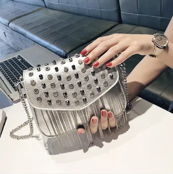 Diamant Moda Simplu Pătrat Mic sac de Femei Geantă de mână de Designer 2019 Înaltă calitate din piele PU Nit Ciucure Lanț de saci de Umăr
