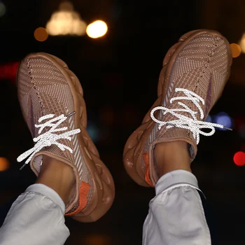 Vara Pantofi pentru Bărbați 2020 nou trend respirabil sport de agrement lumina de noapte personalitate Zbor țesut INS Pereche de pantofi